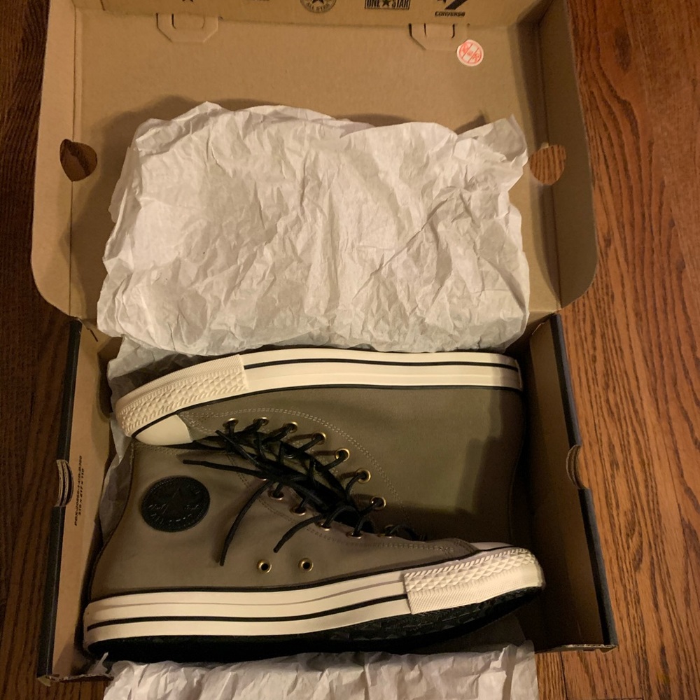 Men’s converse 10 limited edition